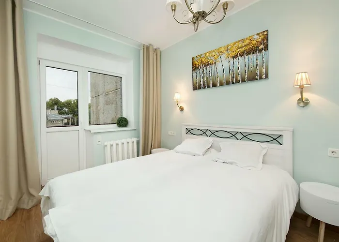 Cozy&Quiet, 5 Floor, 800 Meters From Harbour